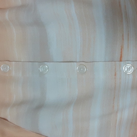 Cato beachy button up skirt with pockets. Peach, Cream, Tan and orange. XL - Picture 4 of 8